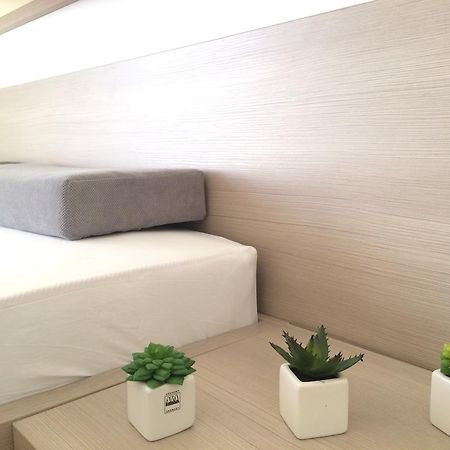 Apartmani Adriatic Ana Novalja Kültér fotó