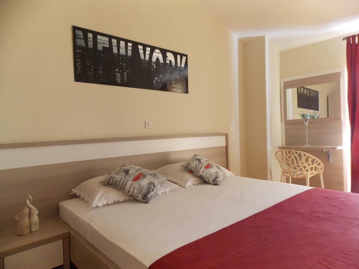 Apartmani Adriatic Ana Novalja Szoba fotó